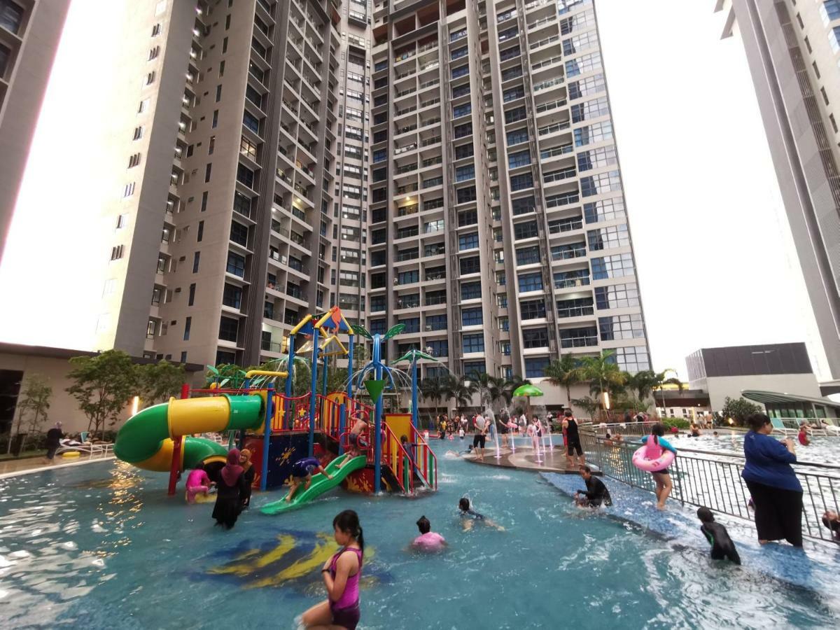 Atlantis Residence Melaka Exterior photo